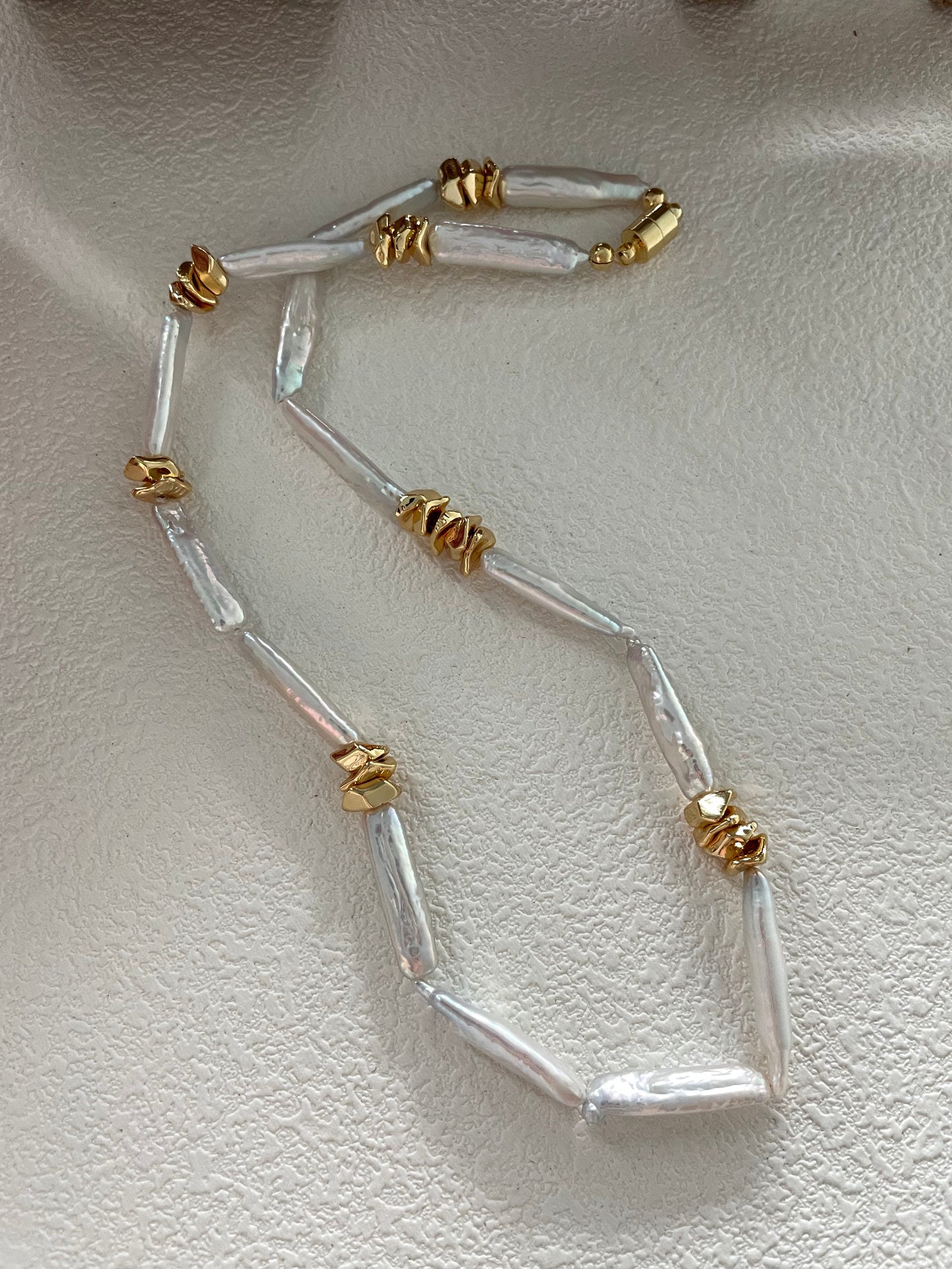 Baroque-Style Irregular White Pearl Necklace