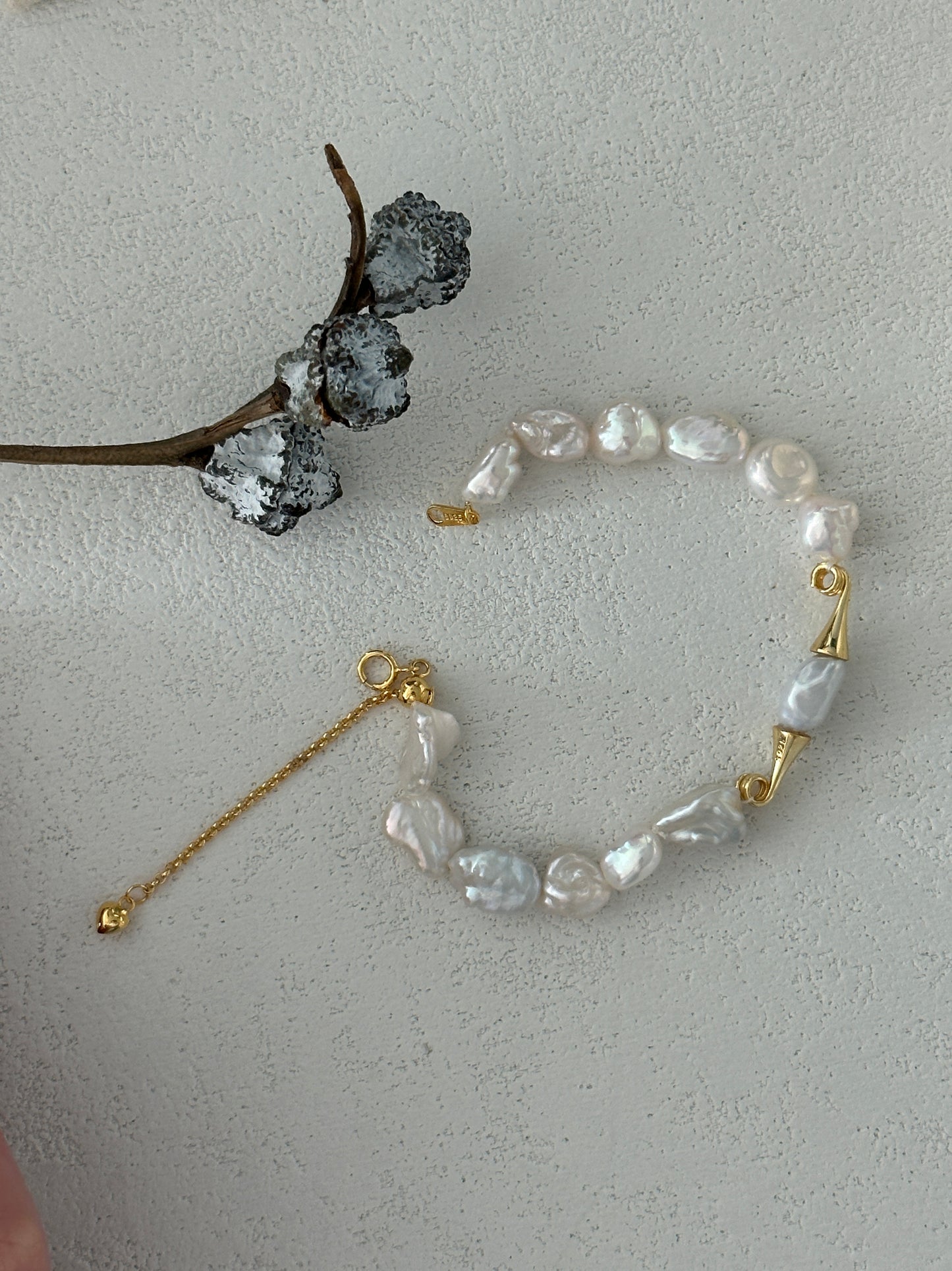 Golden Horizon Pearl Bracelet